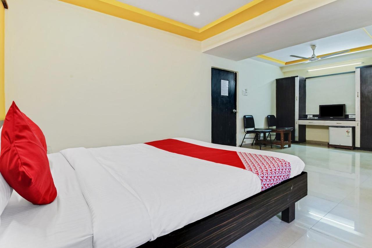 Oyo 48418 Sai Pritam Hotel Nashik Exterior photo